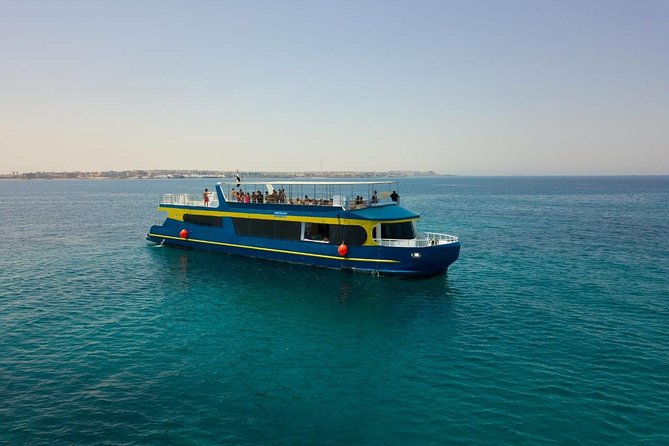 Paradise Catamaran Conquest 2 Hours Semi Submarine & snorkeling - Hurghada - What the Hurghada semi-submarine trip is really like