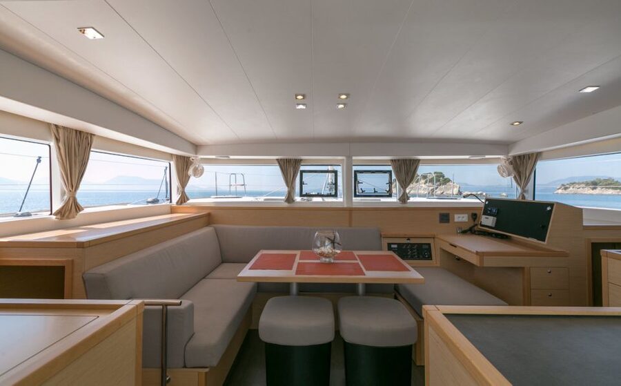 Paros: Private Catamaran Cruise with Lunch, Drinks & SUP - What the private setup means for your group