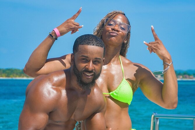 Party Catamaran Sunset Ricks Cafe Negril Open Bar and DJ - Margaritaville and the Seven Mile Beach stop