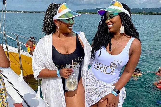 Party Catamaran Sunset Ricks Cafe Negril Open Bar and DJ - Sailing toward Rick’s Cafe