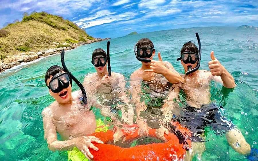Pattaya: 3 Islands Catamaran Tour with Buffet Lunch - A polished sea day from Pattaya