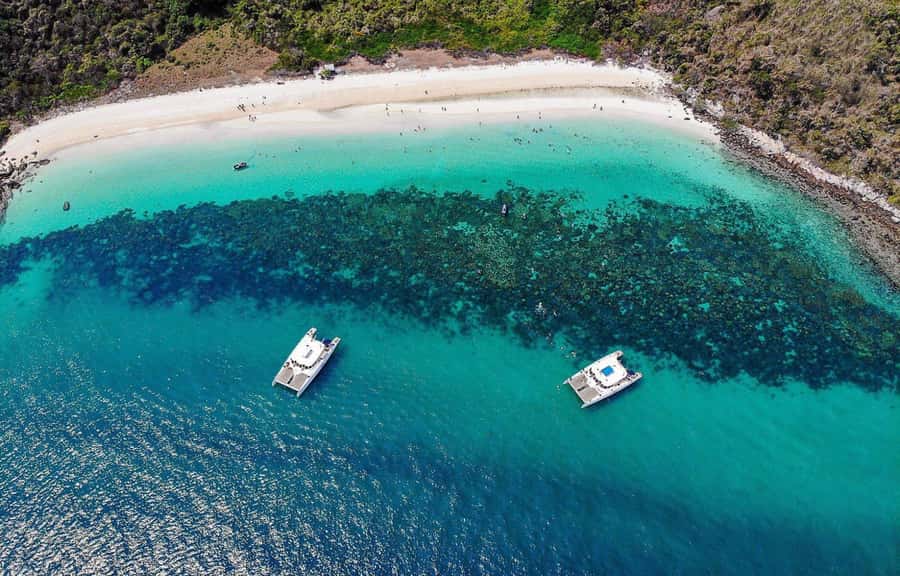 Pattaya: 3 Islands Day Tour on Catamaran with Buffet Lunch - Koh Phai gives you the best beach time