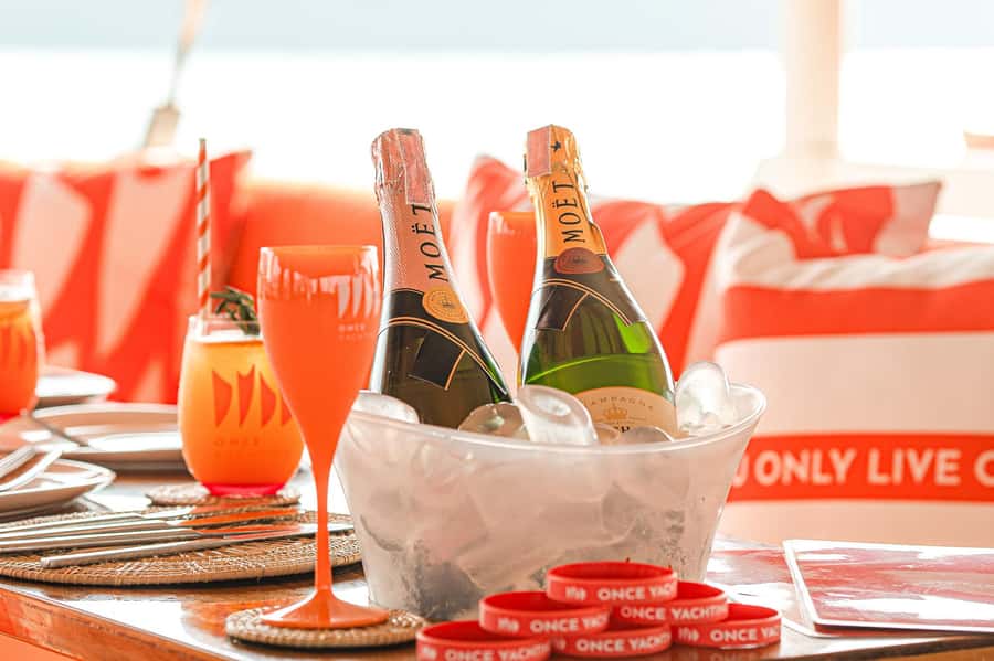 Pattaya: 3 Islands Hopping Day Tour on Catamaran with party - Should you book it?