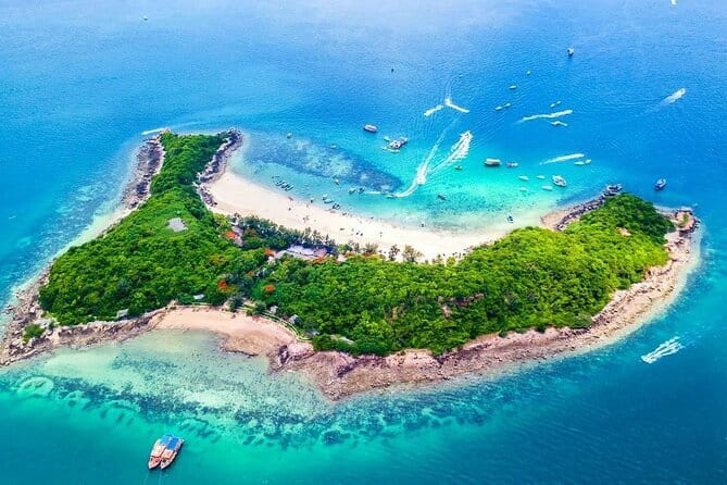 Pattaya: 3 Islands one day trip on Catamaran with Lunch - Food, drinks, and the practical value of the package