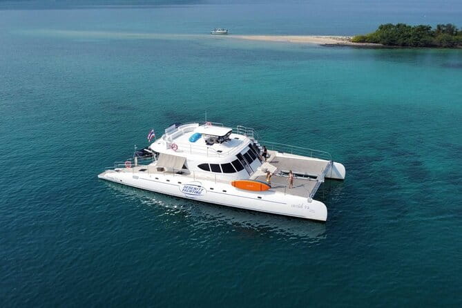 Pattaya: 3 Islands one day trip on Catamaran with Lunch - What the catamaran changes