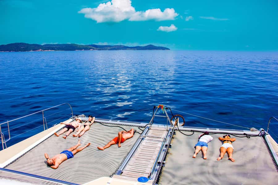 Pattaya: Exclusive 3-Island Catamaran Tour with Buffet Lunch - Leaving Pattaya by catamaran instead of speedboat