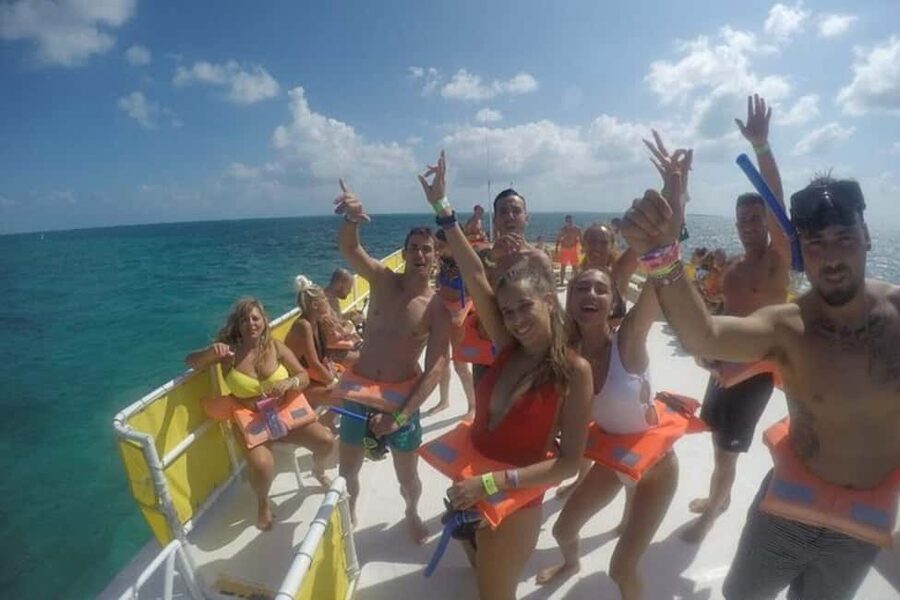 PDC: Isla Mujeres Catamaran Tour with Snorkeling - Regional lunch and a beachfront buffet stop