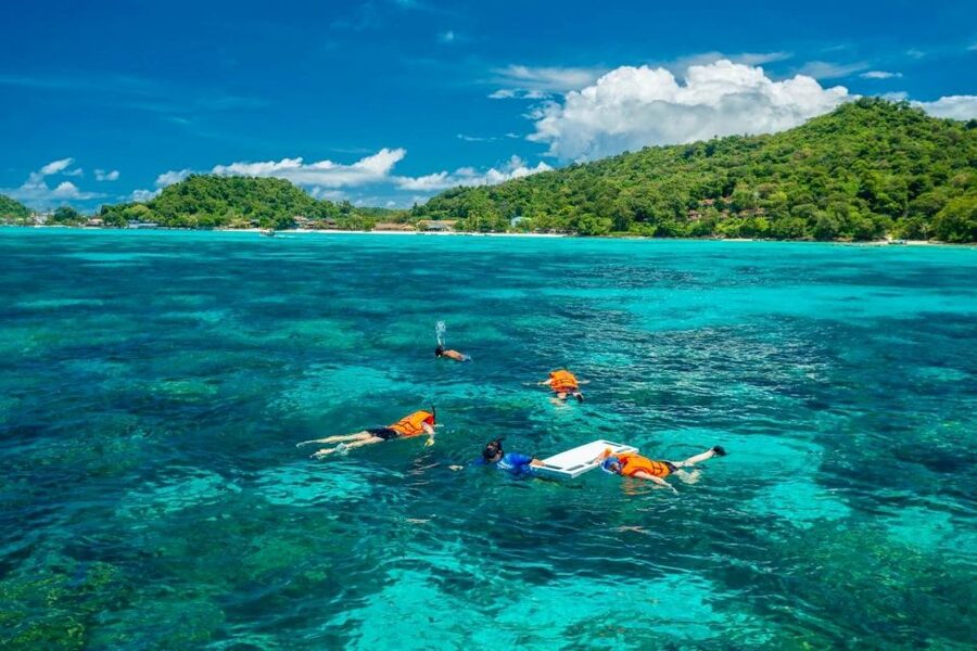Phuket: Bamboo Island and Phi Phi Islands by Fast Catamaran - Phi Phi Leh and Pileh Lagoon: the best water scenery
