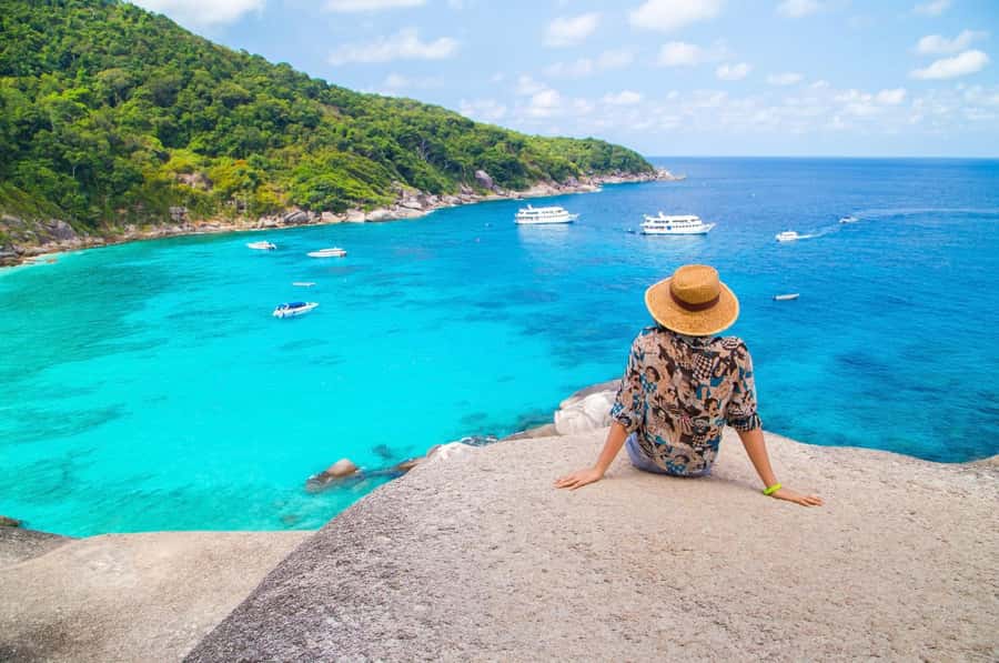 Phuket/Khaolak: Similan Islands Speed Catamaran Premium Trip - Koh Miang, two beaches and time to slow down