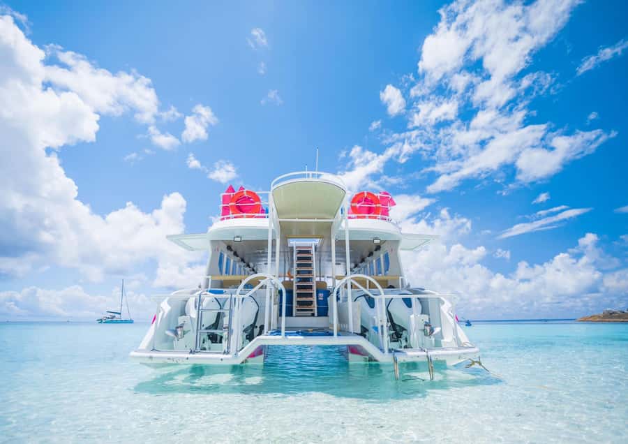 Phuket/Khaolak: Similan Islands Speed Catamaran Premium Trip - What the boat day feels like in practice