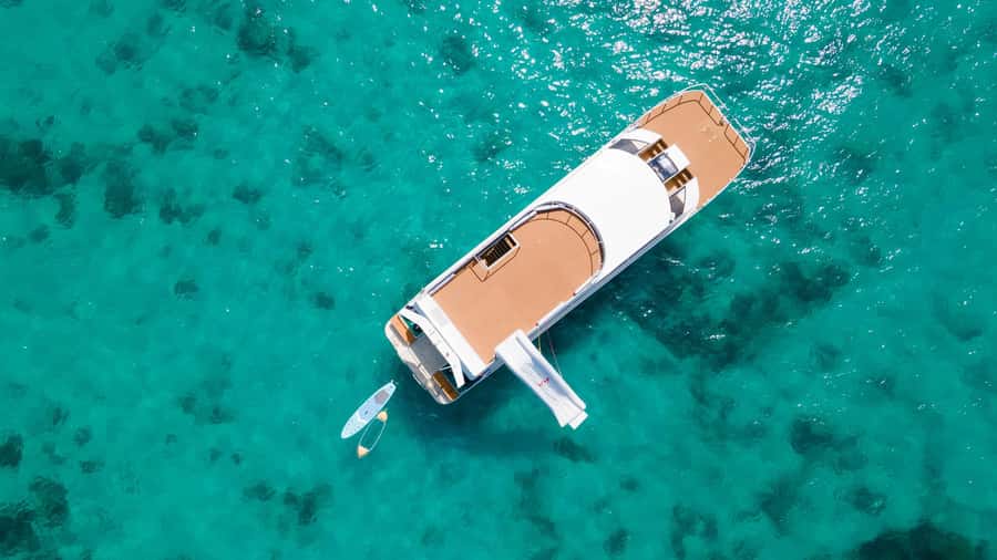 Phuket: Phi Phi, Bamboo & Maithon by Premium Speed Catamaran - Viking Cave brings the main snorkeling session