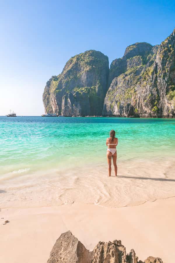 Phuket: Phi Phi, Maya & Bamboo By Premium Speed Catamaran - Maya Bay, beautiful and heavily visited