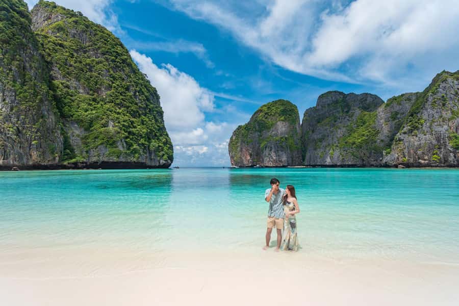 Phuket: Ultimate Phi Phi & Maya Bay Speed Catamaran Tour - What this Phuket island day actually delivers
