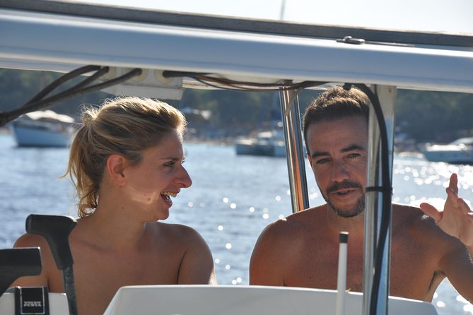 Playa Sa Roqueta Private Catamaran Trip - Sailing, anchoring, and the catamaran advantage