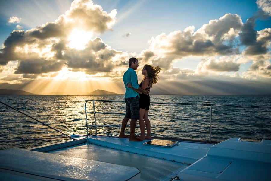 Port Douglas: Sunset Sailing Cruise on Luxury Catamaran - The welcome drink and canapés