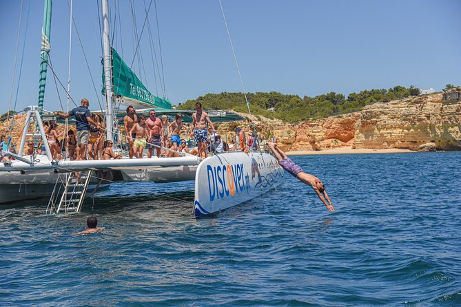 Portimao: Benagil Caves & Coastline - Catamaran - Beaches, cliffs, and the village of Carvoeiro