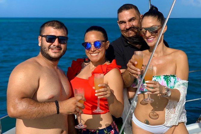 Premium Catamaran Morning Sail: Snorkeling, Mimosas and Brunch - The Crew Makes the Difference