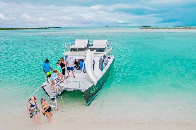 Private 4 Hour Power Catamaran Excursion in Grace Bay - Crew style and what to request