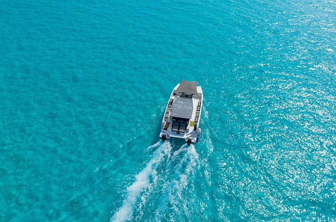 Private Atomic Catamaran Tour to Isla Mujeres - The beach-club buffet and onboard drinks