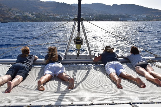 Private CATAMARAN daytrip - Lindos/ Rhodos with Lunch and drinks - Lunch after the swim, with drinks through the day