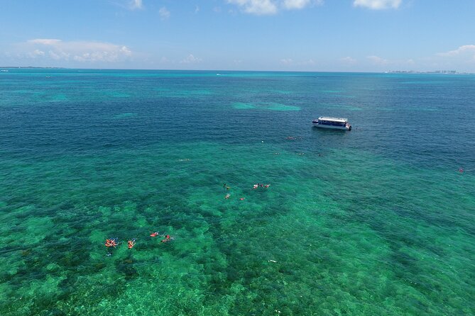 Private Catamaran for Weddings Bachelor Parties and Bridal Showers - Wedding photos and the value of a private venue