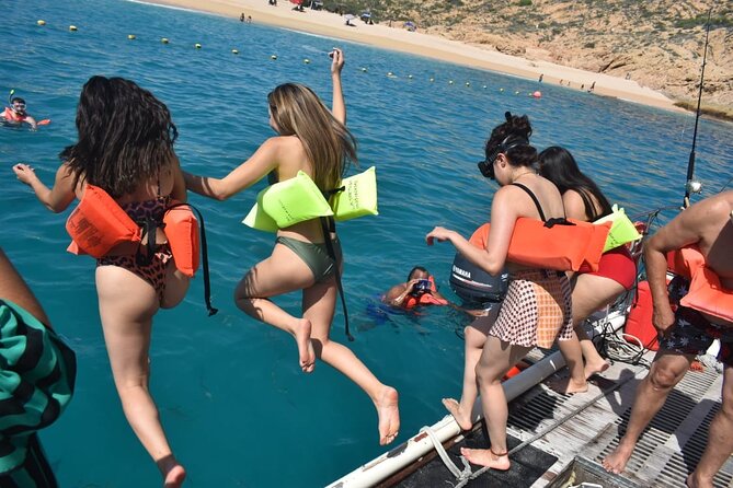 Private Catamaran Snorkeling Cruise in Los Cabos - Why a private boat changes the experience