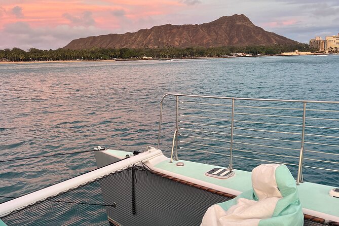 Private Catamaran Sunset Sail in Waikiki - Who will enjoy this charter most