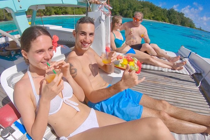 PRIVATE Full Day Tour : Moorea Snorkeling & Sailing on a Catamaran named Taboo - What the guides add to the day