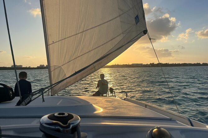 Private Luxury Catamaran Tour to Stingray City and Snorkel - What the 39-Foot Catamaran Adds