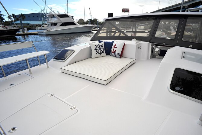 Private Luxury Power Catamaran. Enjoy USVI Aboard MV Hydra - What the $1,595 price really means