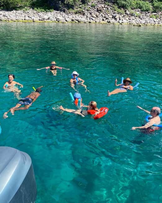 PRIVATE POWER CATAMARAN - A practical look at the four-hour schedule
