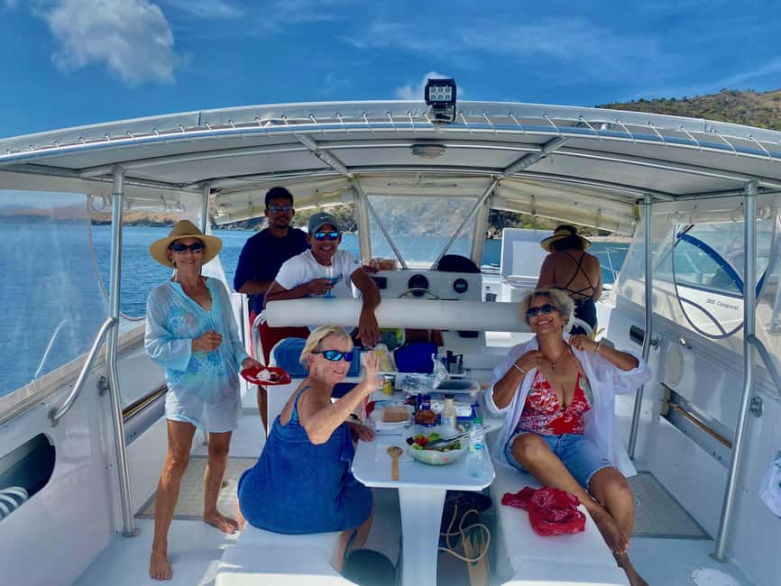 PRIVATE POWER CATAMARAN - Booking details that affect the decision