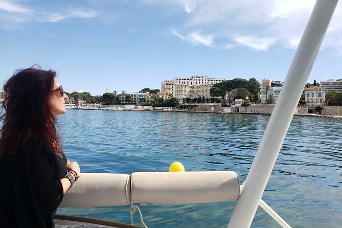 Private Solar Catamaran Cruise in Antibes Juan les Pins - Why this one-hour cruise works so well