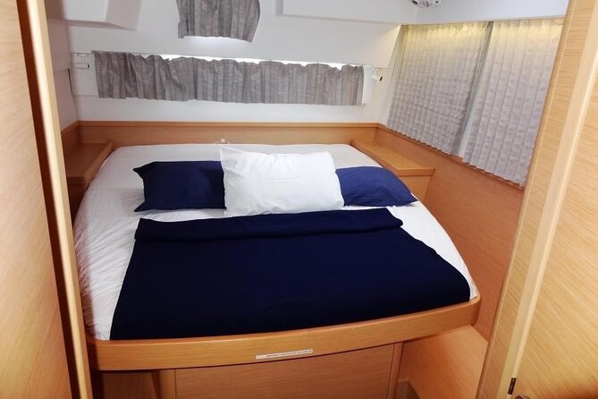Private St Thomas Luxury Catamaran Trip for Groups up to 24 Guest - Drinks, music, and the missing lunch