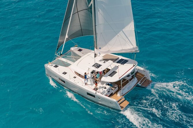 Private tour on a LUXURY Catamaran (Sunset and Wine Tour) - Praça do Comércio from the water