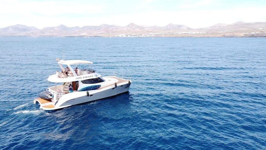 Puerto del Carmen: Catamaran Trip with Water Sports - Weather, sea conditions, and what to pack