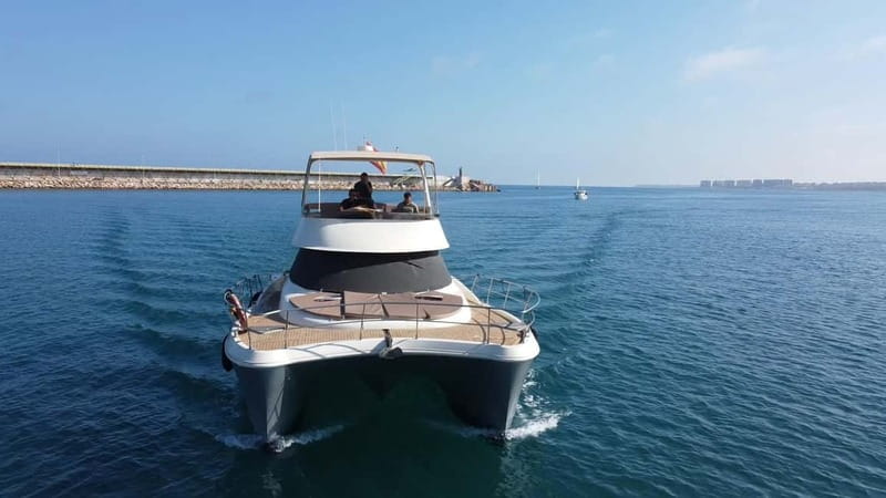 Puerto del Carmen: Private Sunset Catamaran Tour with Drinks - Puerto Calero, Playa Quemada, and Punta Gorda