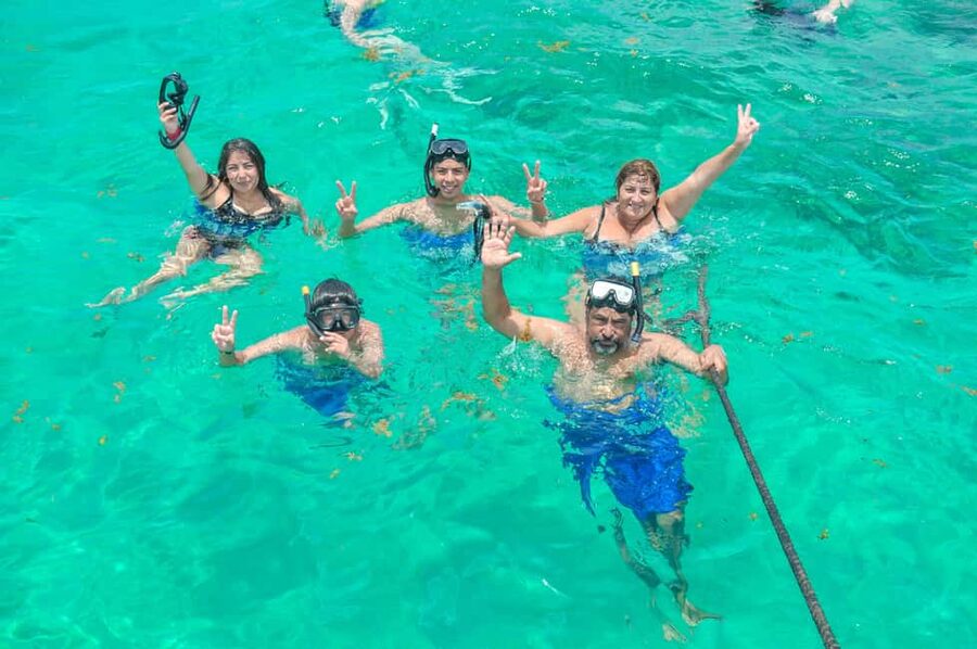 Punta Cana: Catamaran Family Tour - A three-hour taste of the Bávaro coast