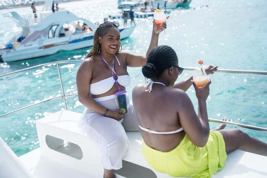 Punta Cana: Catamaran Tour with Reef Snorkeling and Open Bar - The natural pool is the most relaxing stop