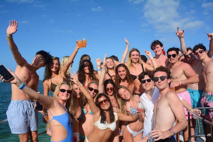 Punta Cana Private Catamaran Cruise, Open Bar & Snorkeling - Key points at a glance
