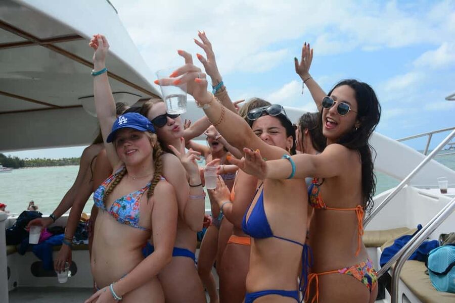 Punta Cana Private Catamaran Cruise, Open Bar & Snorkeling - Pickup from Punta Cana or Uvero Alto