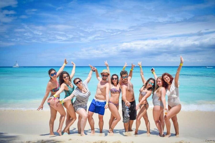 Punta Cana - Santo Domingo: Saona Island VIP Catamaran Tour - Should you book the Saona Island VIP catamaran tour?