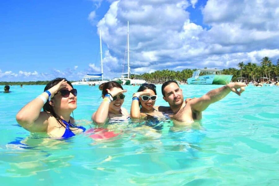 Punta Cana: Saona Island Speedboat and Catamaran Tour - Is the $95 price worth it?