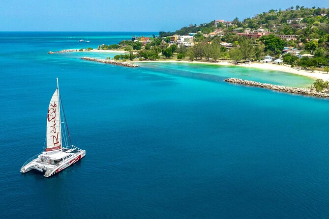 Reggae Catamaran and Snorkeling Open Bar Cruise Montego Bay - A possible stop at Margaritaville