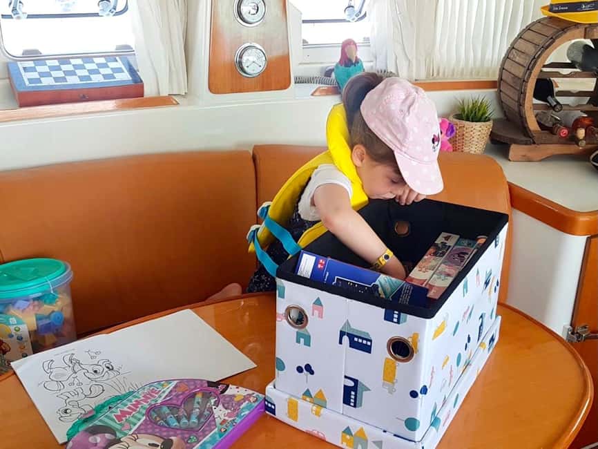 Rethymno Premium Catamaran Cruise: Healthy Lunch & Open Bar - A healthy Cretan lunch served back on board