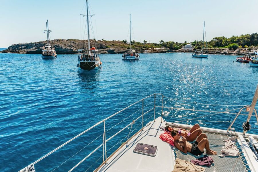 Rhodes: All-Inclusive Catamaran Cruise with Lunch and Drinks - Sailing or power: which should you pick?