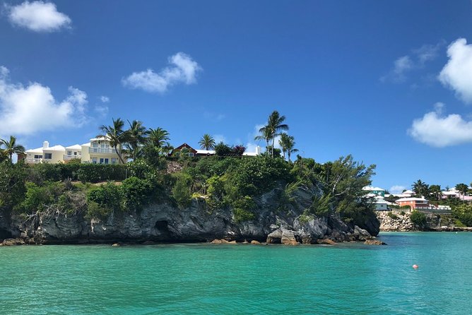Rising Son Catamaran Adventure in Bermuda - Setting out from King’s Wharf