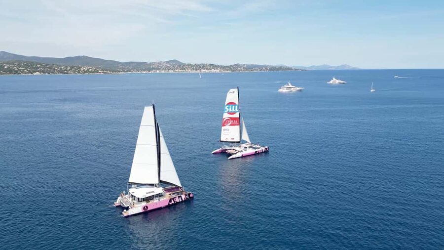 Saint Tropez: Evening Catamaran Party with Welcome Drink - Starting at Quai Guepratte in Saint Tropez