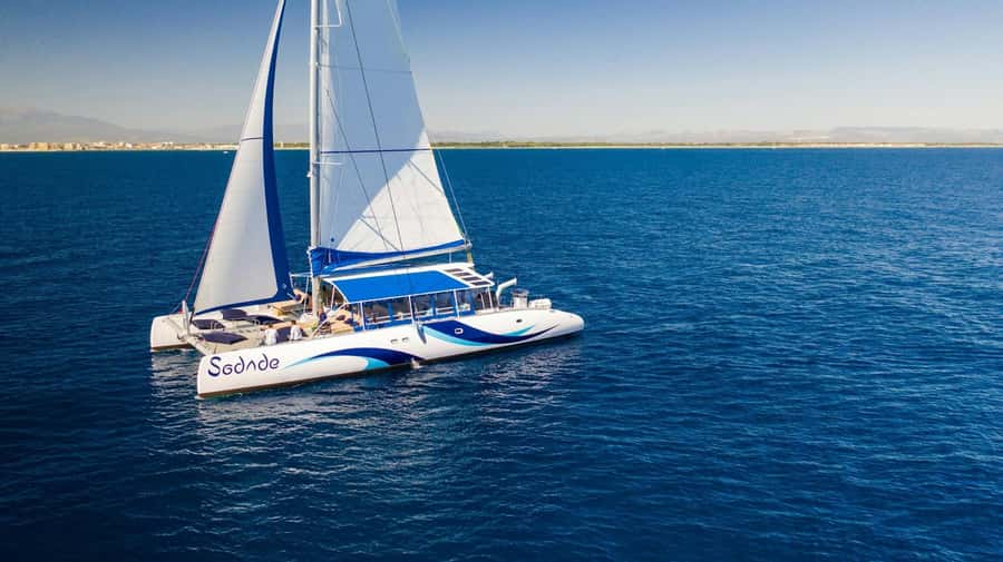 Sal Island Catamaran Cruise with All-inDrinks and Snacks - Who will enjoy this Sal cruise most?
