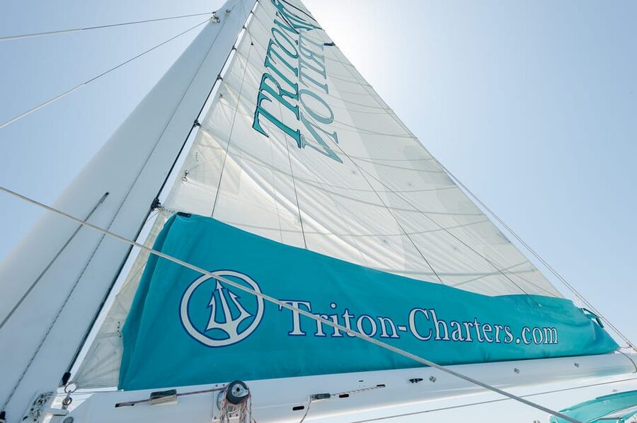 San Diego Harbor Cruise: 2.5 hour Catamaran Cruise - The USS Midway and downtown waterfront